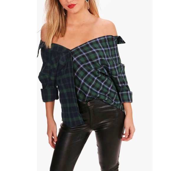 Boohoo Tops - Boohoo plaid top